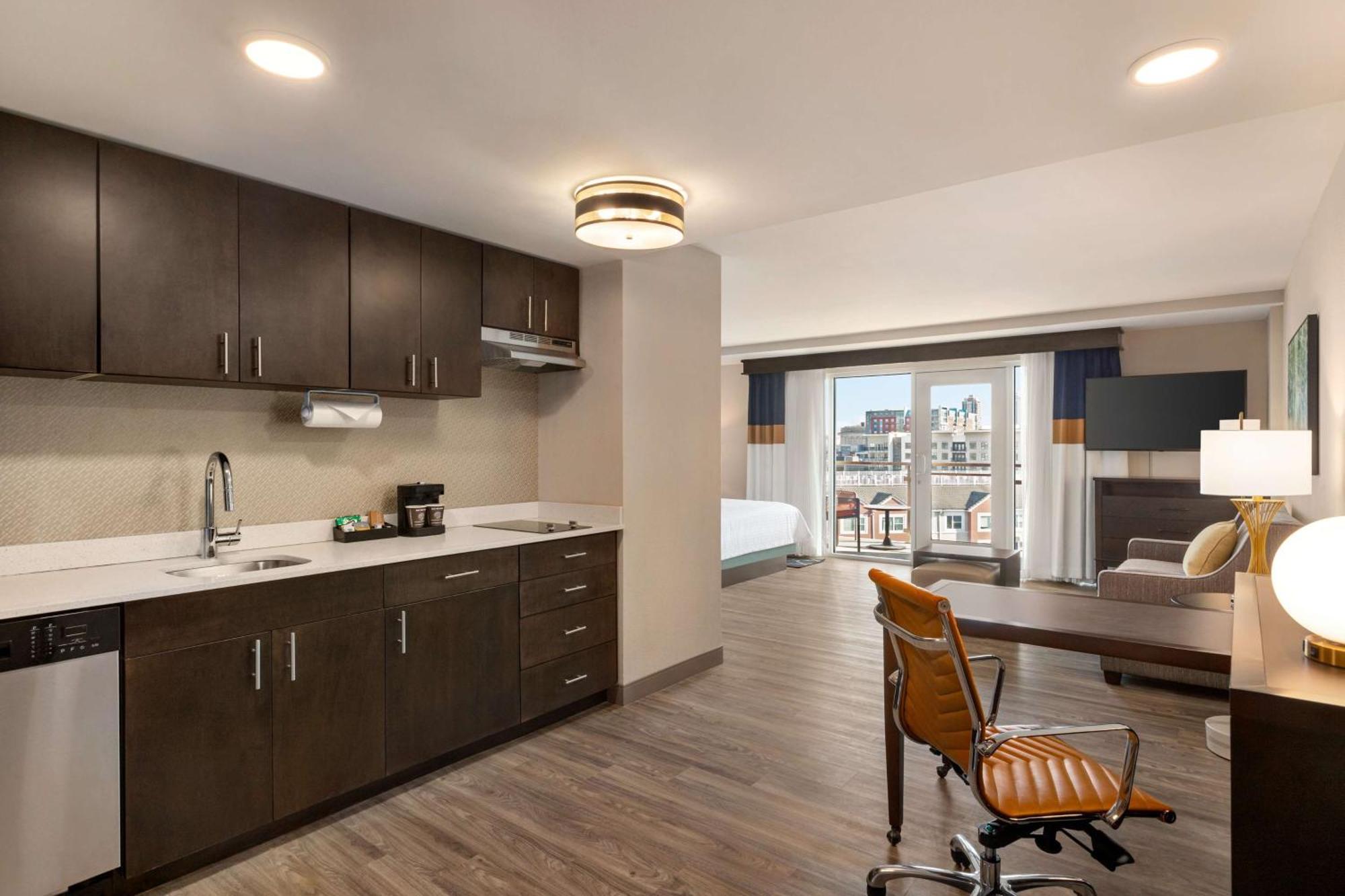 Homewood Suites By Hilton Indianapolis Downtown Iupui エクステリア 写真