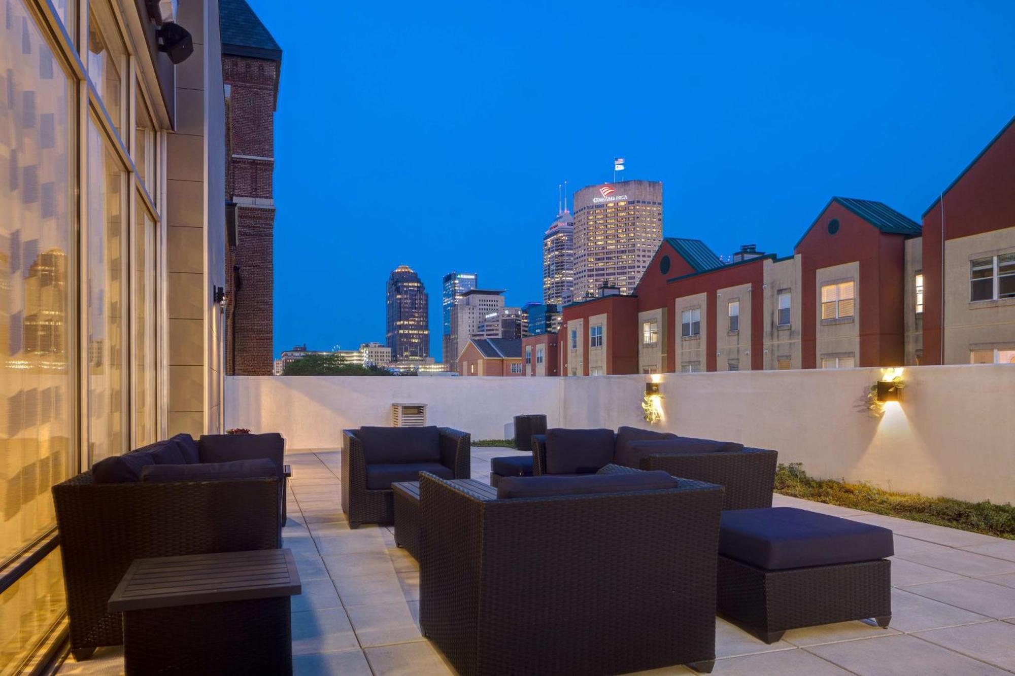Homewood Suites By Hilton Indianapolis Downtown Iupui エクステリア 写真